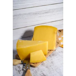 Eski Kaşar (1 Yıllık) Şirden Mayalı, İnek Sütünden 1kg Eski Kaşar (1 Yıllık) Şirden Mayalı, İnek Sütünden 1kg